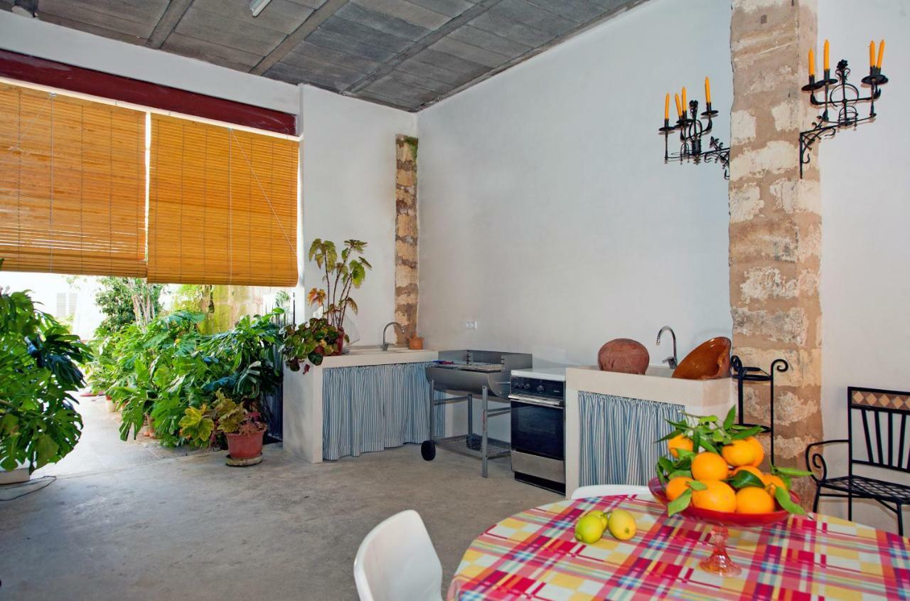 Townhouse Peret Semesterbostad *